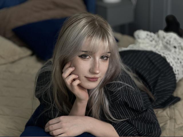 Welcome to cammodel profile for LaraS21
