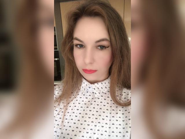 Adult chat with AshleySwon7581