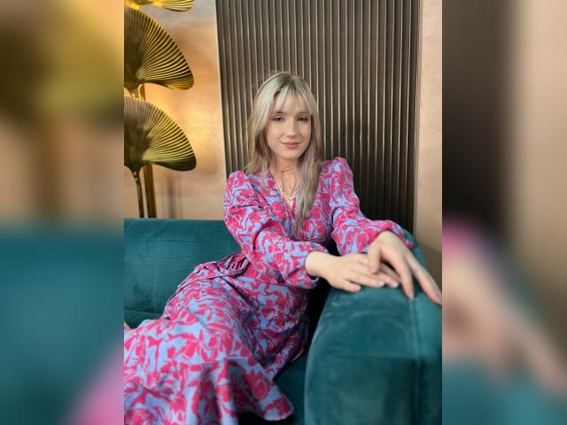 Welcome to cammodel profile for LaraS21