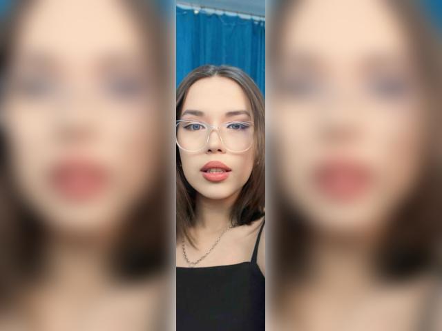 Welcome to cammodel profile for NicoleAflen: Latex & rubber