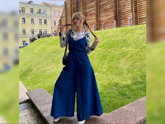 Adult chat with LadyRed1919