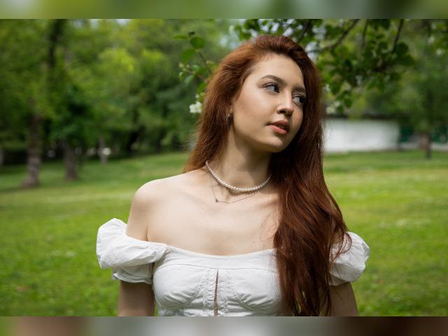 Adult chat with ElleSweet: Lingerie & stockings