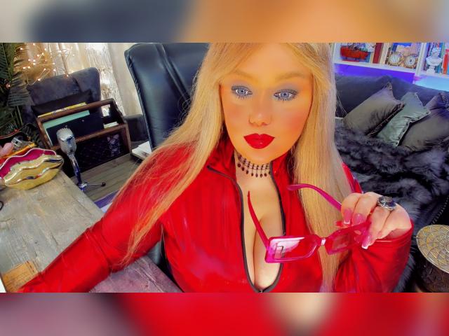 Welcome to cammodel profile for ETERNAME: Leather