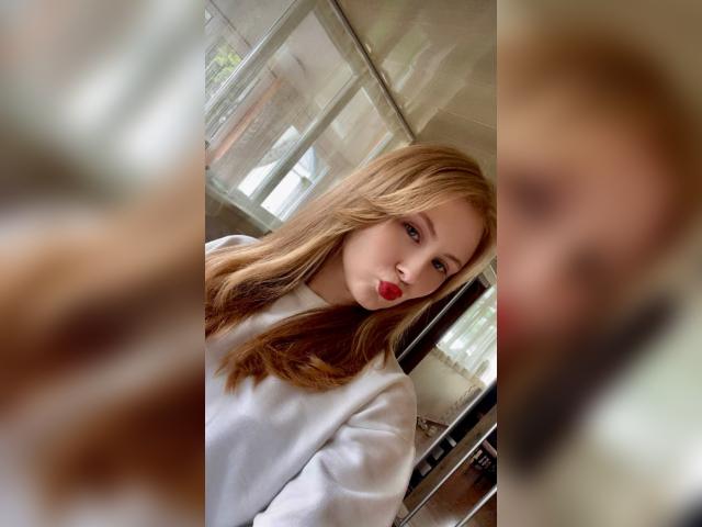 Adult chat with LadyRed1919