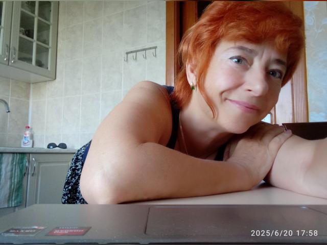 Why not cam2cam with Eshli: Leather