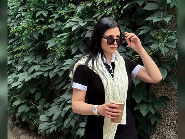 Welcome to cammodel profile for cuteKarinaK: Conversation