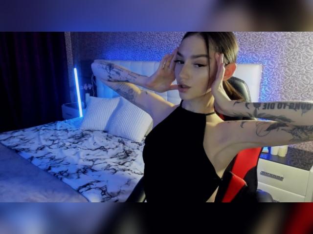 Welcome to cammodel profile for SophieKiss: Latex & rubber