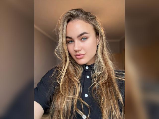 Welcome to cammodel profile for xSweetMaryyx: Ask about my other activities