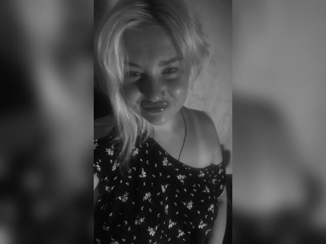 Welcome to cammodel profile for Diana4312: Fitness