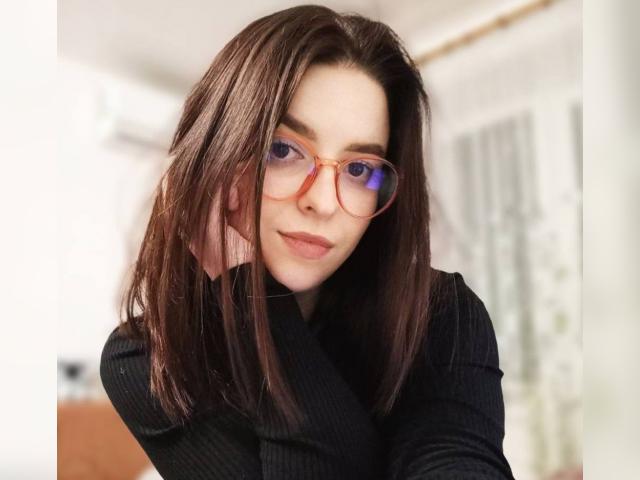 Welcome to cammodel profile for CharmingStar: Dancing