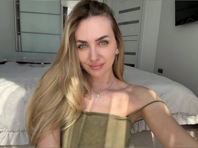 Welcome to cammodel profile for PassionLady: Cooking