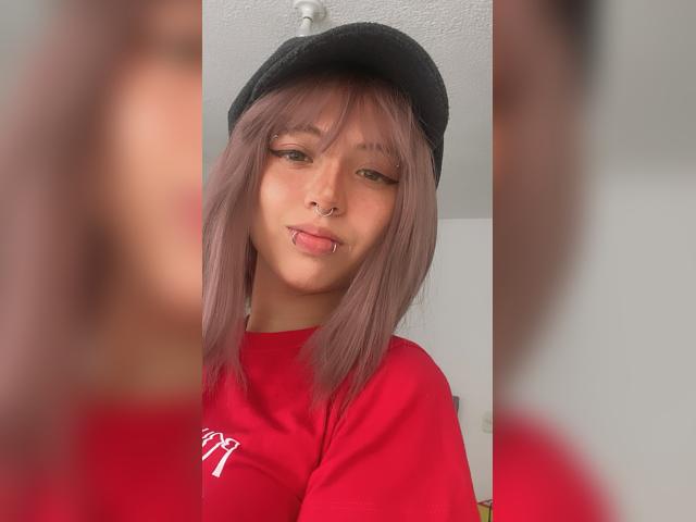 Adult webcam chat with SweetAngeluwu: Penetration