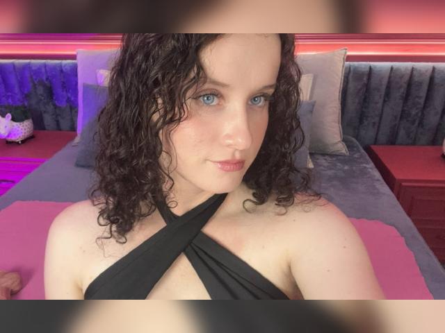 Welcome to cammodel profile for GillMorgan: Dominatrix