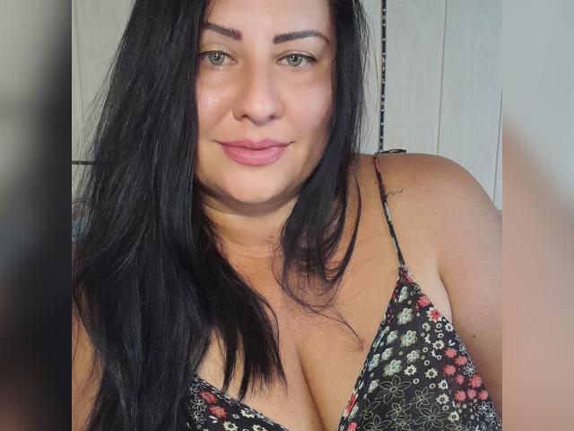 Why not cam2cam with Lina41: Smoking