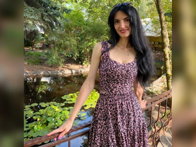 Webcam chat profile for VelvetSoul: Dancing