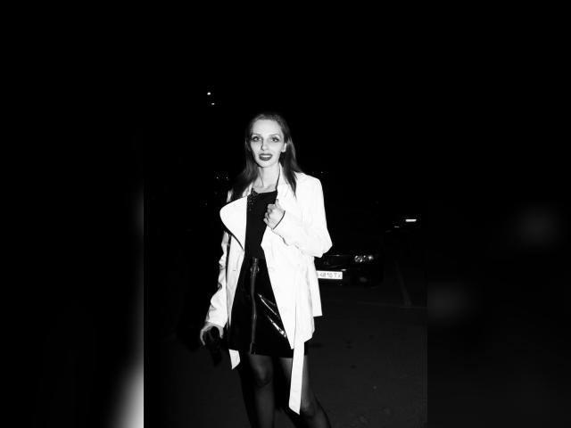 Welcome to cammodel profile for MargoLin8643: Dancing