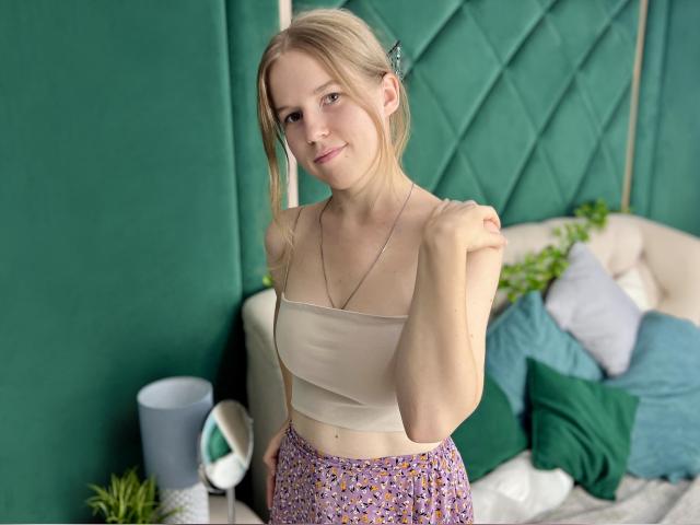 Why not cam2cam with AlidaB23: Fitness