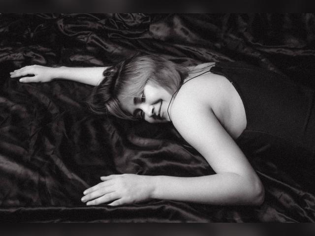 Why not cam2cam with AlexaLexie: Smoking