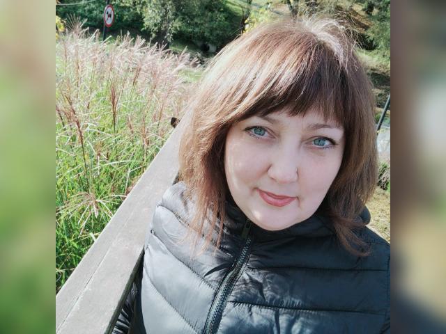 Adult chat with LilyStar: Dancing