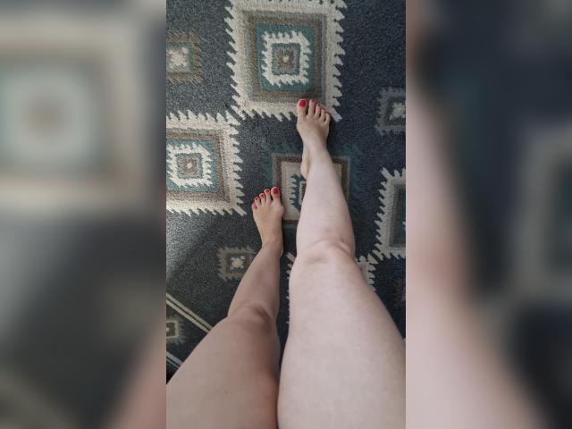 Welcome to cammodel profile for QueenJuliaA: Leather