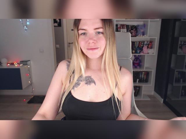 Adult chat with EmmaBryan: Leather