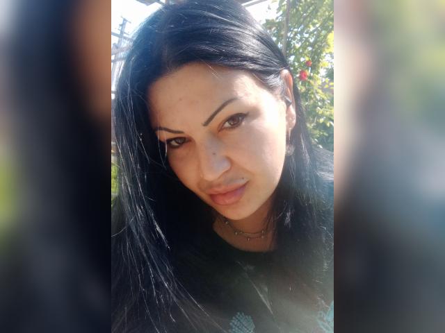 Watch cammodel SexyRose777: Nipple play