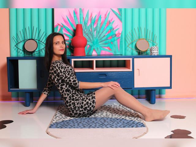 Why not cam2cam with Orfeya: Strip-tease