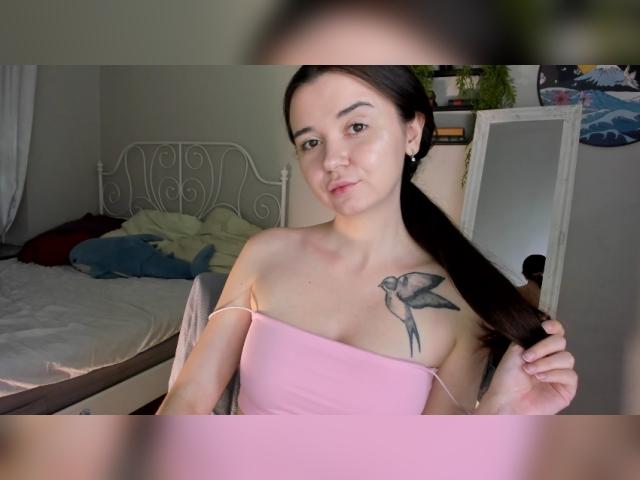 Welcome to cammodel profile for BettyDafoe: Leather