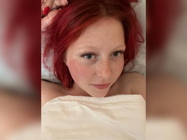Welcome to cammodel profile for GingerKety: Outfits