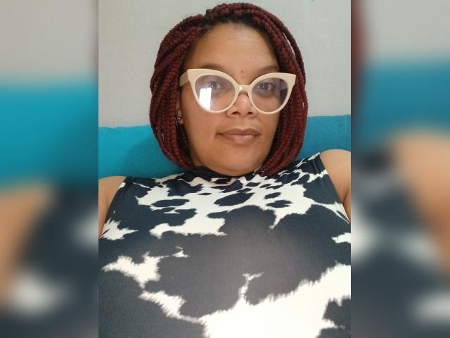 Connect with webcam model MisslustXXX: Live orgasm