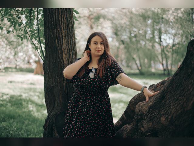 Explore your dreams with webcam model ViLattea: Outfits