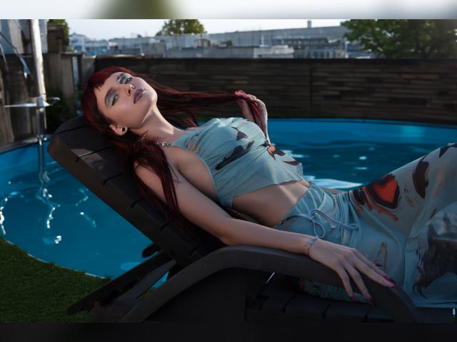 Why not cam2cam with LindaJameson: Outfits