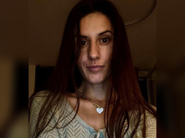 Welcome to cammodel profile for MagicMolly: Travel