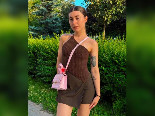 Why not cam2cam with StasyBloom: Travel