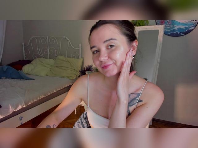 Welcome to cammodel profile for BettyDafoe: Leather