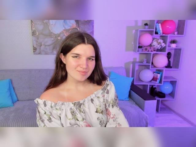 Welcome to cammodel profile for BonnieFlower: Lingerie & stockings