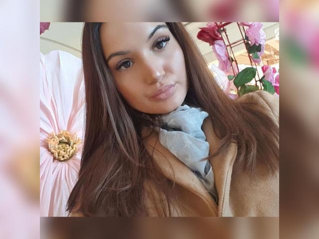 Welcome to cammodel profile for AmbraEnms: Lingerie & stockings