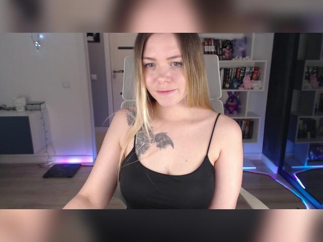 Adult chat with EmmaBryan: Leather