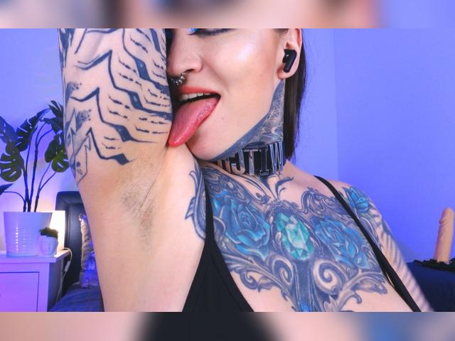 Adult chat with SindelxDark: Leather