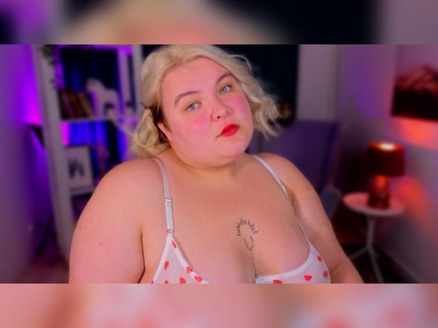 Welcome to cammodel profile for EllaBigBabe: Latex & rubber