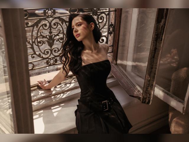 Adult chat with GraceMartin: Art