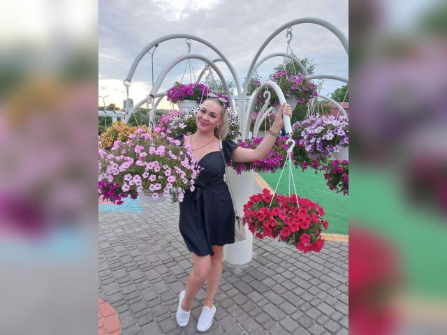 Adult chat with LadyEuphoria37