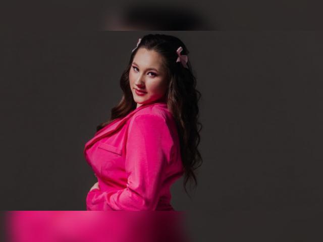 Welcome to cammodel profile for StarBrunette: Art