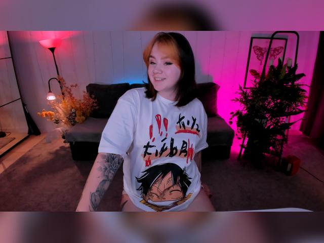 Adult chat with lunaali: Lingerie & stockings