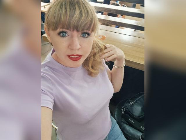 Adult chat with MalvinaLanier: Outfits