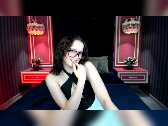 Welcome to cammodel profile for GillMorgan: Dominatrix