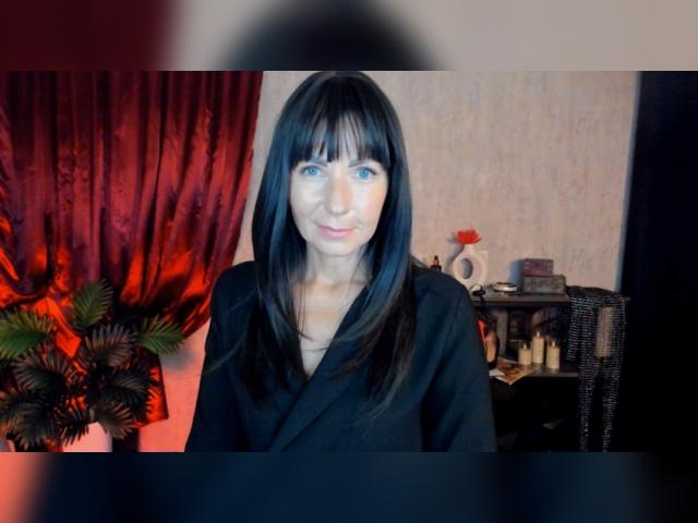 Adult webcam chat with MonicaCheerful: Lingerie & stockings