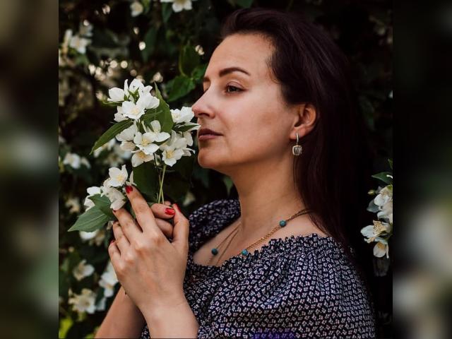 Adult webcam chat with NanCy25: Humor