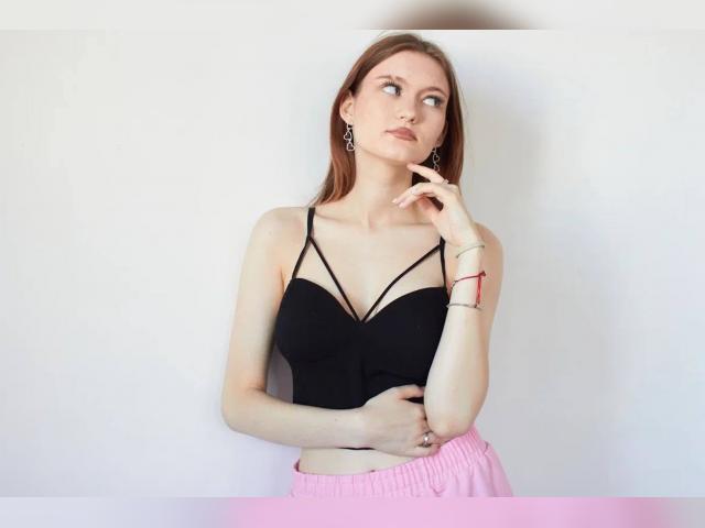 Adult chat with MaryShum: Outfits