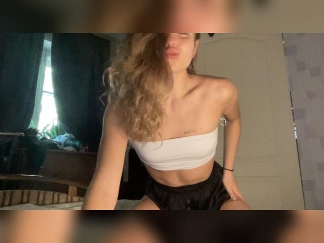Welcome to cammodel profile for 75soWet01: Fitness